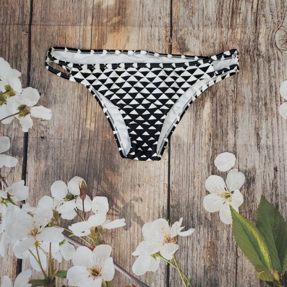 4 for $20🎀 Bikini bottom